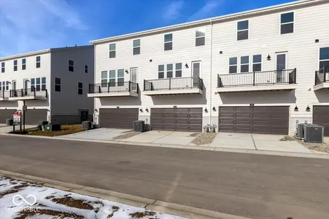 418 Elite Street Westfield IN 46074