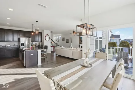 15437 Eastpark Circle W Fishers IN 46037