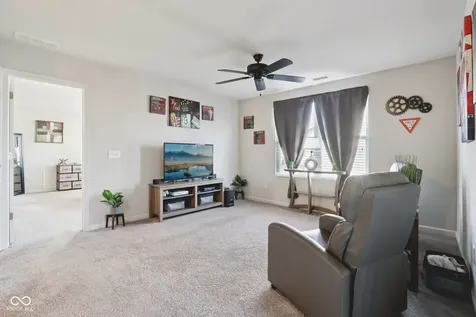 15437 Eastpark Circle W Fishers IN 46037