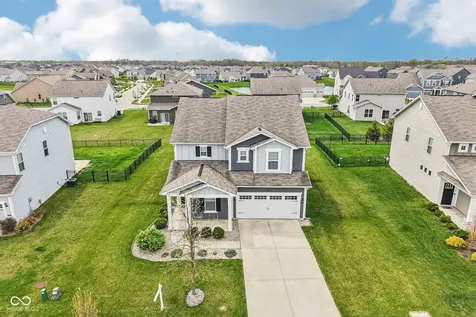 15437 Eastpark Circle W Fishers IN 46037