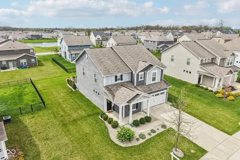 15437 Eastpark Circle W Fishers IN 46037