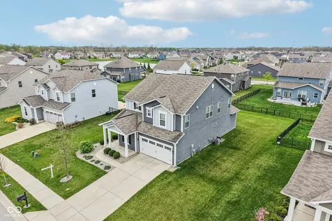 15437 Eastpark Circle W Fishers IN 46037