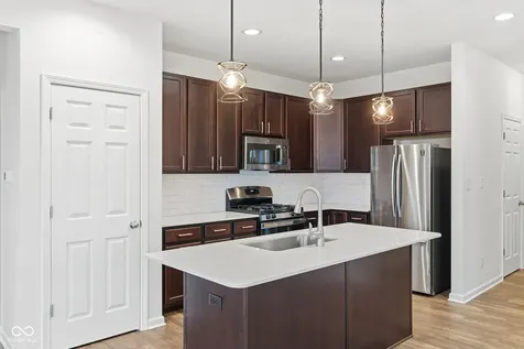 4298 Red Barn Drive Whitestown IN 46075