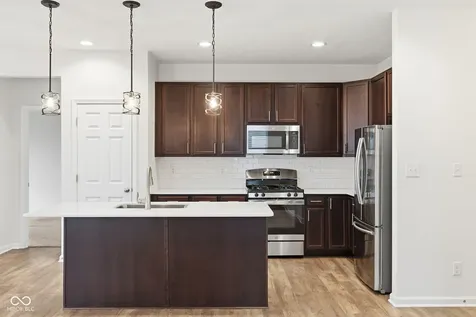 4298 Red Barn Drive Whitestown IN 46075