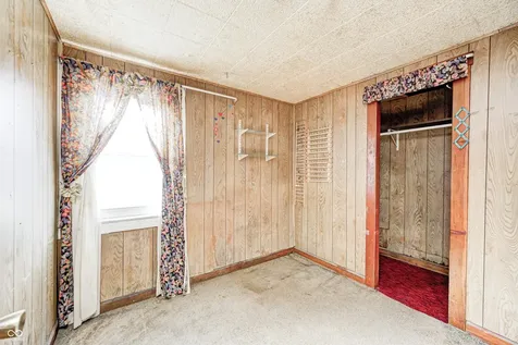 1734 S County Road 1050 E Indianapolis IN 46231