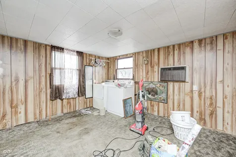 1734 S County Road 1050 E Indianapolis IN 46231