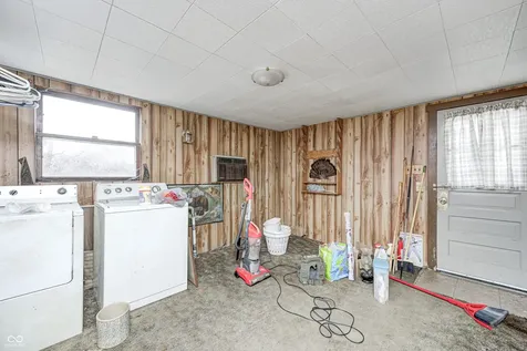 1734 S County Road 1050 E Indianapolis IN 46231