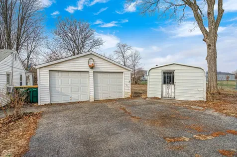1734 S County Road 1050 E Indianapolis IN 46231