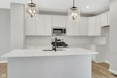 4494 Yellowwood Avenue Brownsburg IN 46112