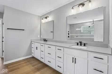 10608 Banyan Wood Court Indianapolis IN 46239