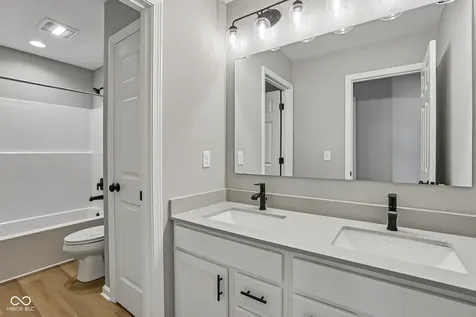 10608 Banyan Wood Court Indianapolis IN 46239