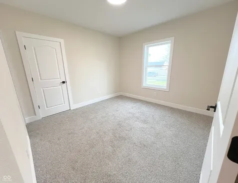 1702 S E Street Elwood IN 46036