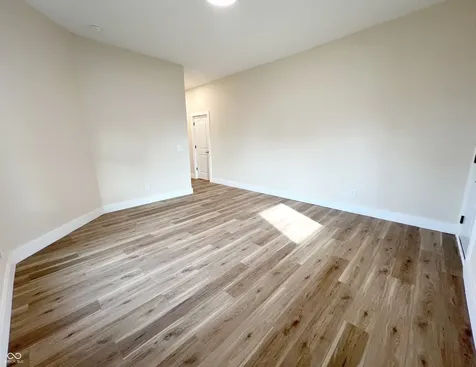 1702 S E Street Elwood IN 46036