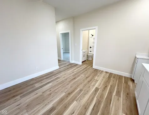 1702 S E Street Elwood IN 46036