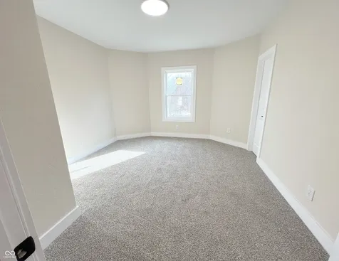 1702 S E Street Elwood IN 46036