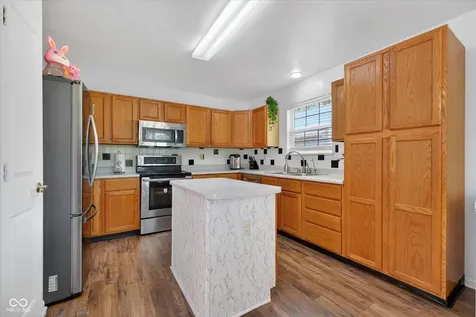 6542 Rosebush Lane Indianapolis IN 46237