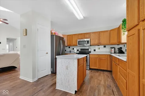 6542 Rosebush Lane Indianapolis IN 46237