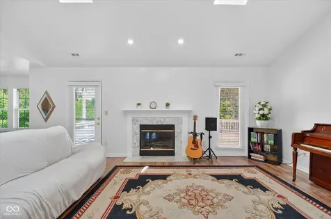 6542 Rosebush Lane Indianapolis IN 46237
