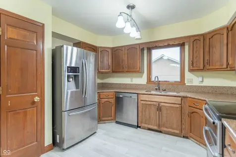 9233 Champton Drive Indianapolis IN 46256