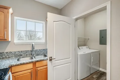 12926 University Crescent Carmel IN 46032