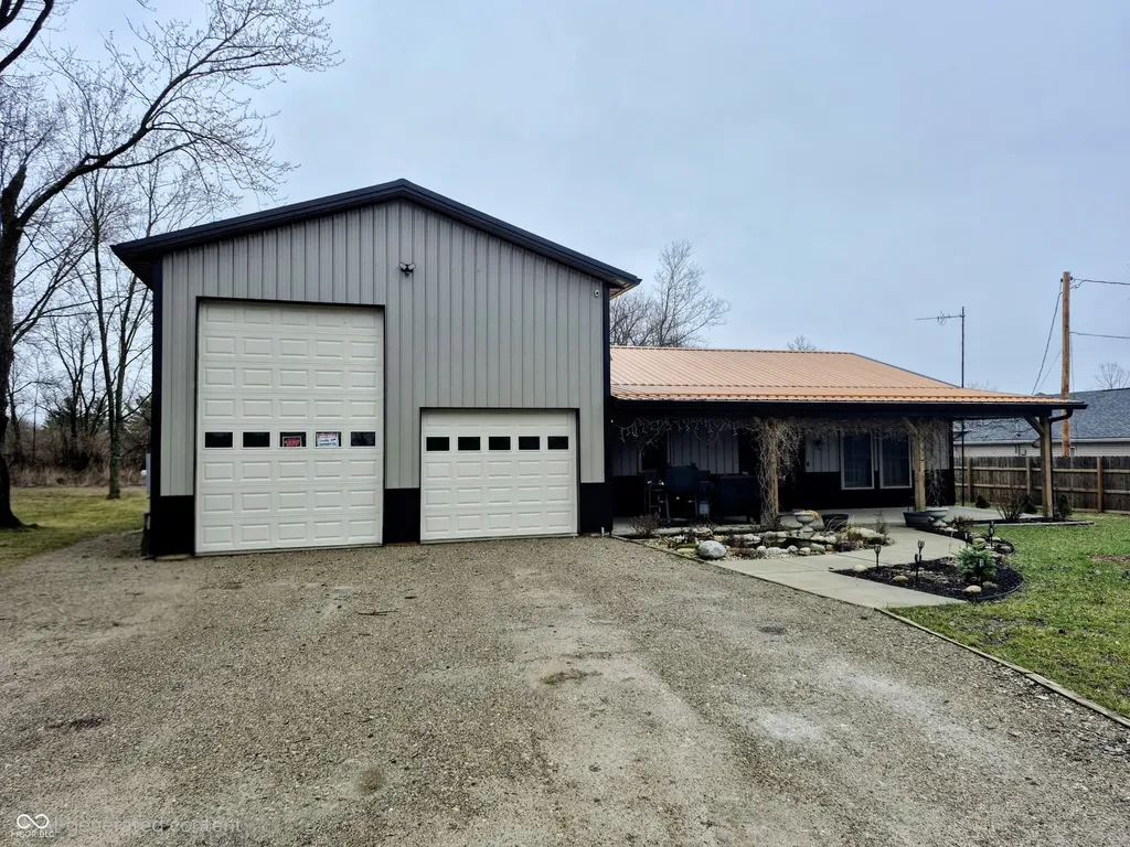 3301 S 550 E Franklin IN 46131