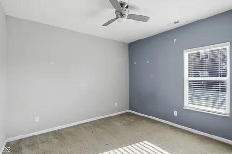 121 Halldale Drive Whiteland IN 46184