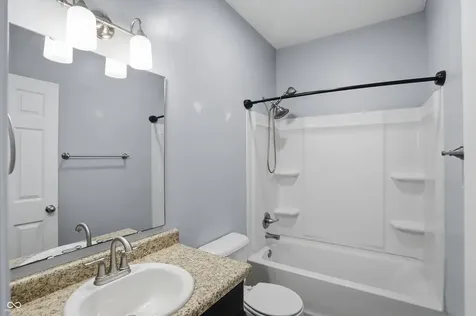 121 Halldale Drive Whiteland IN 46184