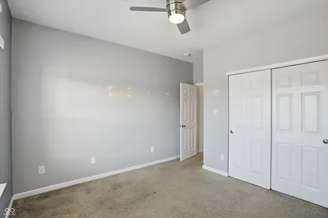 121 Halldale Drive Whiteland IN 46184