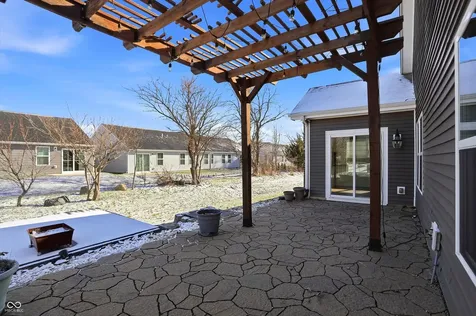 121 Halldale Drive Whiteland IN 46184