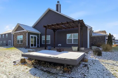 121 Halldale Drive Whiteland IN 46184