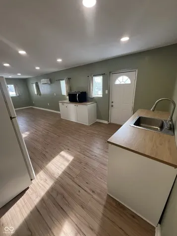 2530 N Temple Avenue Indianapolis IN 46218