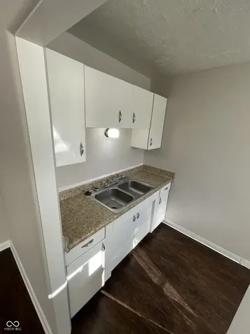 4 N Butler Avenue Indianapolis IN 46219