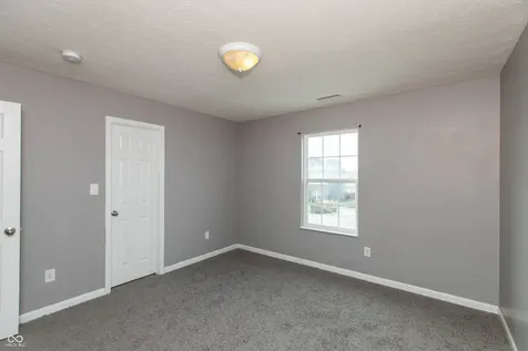 2471 Cabin Hill Road Indianapolis IN 46229