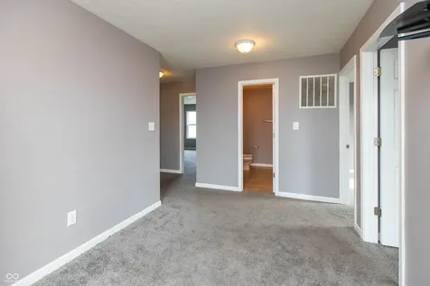 2471 Cabin Hill Road Indianapolis IN 46229