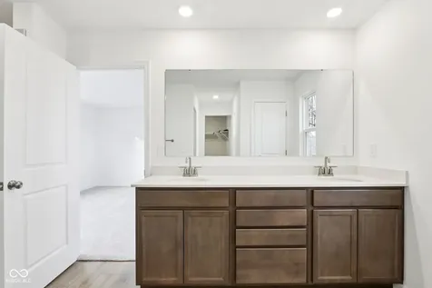 16054 Meadow Frost Court Fishers IN 46037