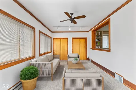 907 Fairway Drive Indianapolis IN 46260