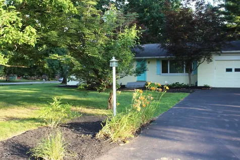 907 Fairway Drive Indianapolis IN 46260