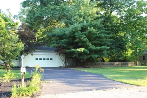 907 Fairway Drive Indianapolis IN 46260