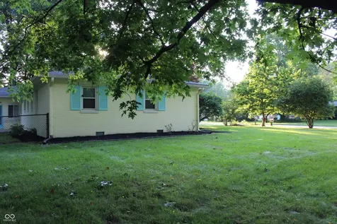 907 Fairway Drive Indianapolis IN 46260