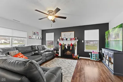 847 S Summerhaven Court New Palestine IN 46163