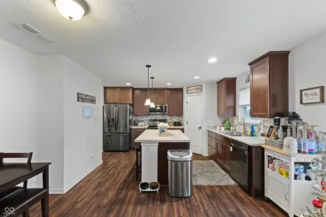 847 S Summerhaven Court New Palestine IN 46163