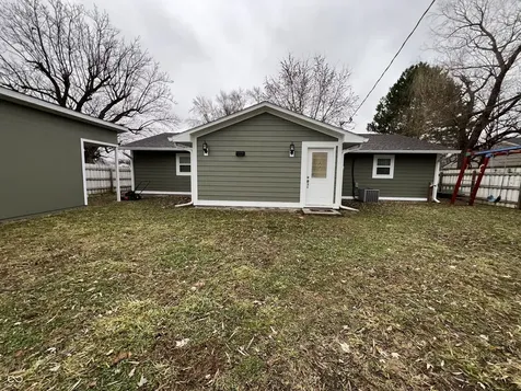 7638 E 37th Place Indianapolis IN 46226