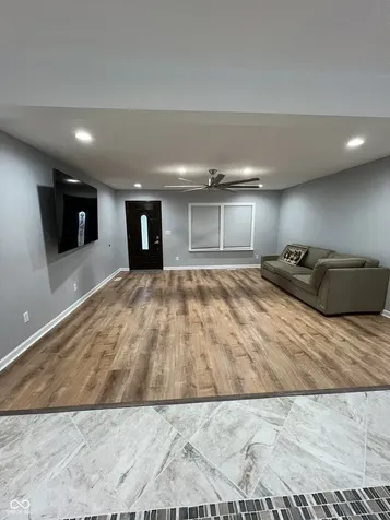7638 E 37th Place Indianapolis IN 46226