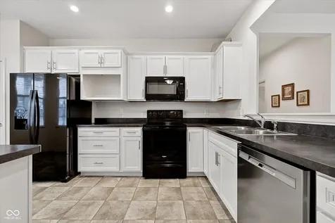4879 Larkspur Drive Plainfield IN 46168