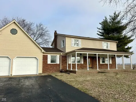 728 E County Road 100 N Frankfort IN 46041
