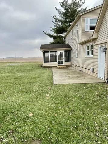 728 E County Road 100 N Frankfort IN 46041