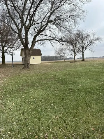 728 E County Road 100 N Frankfort IN 46041