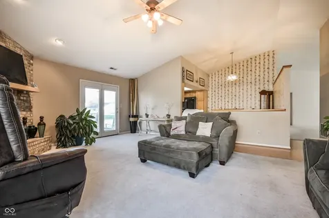12134 Whitebark Drive Indianapolis IN 46236