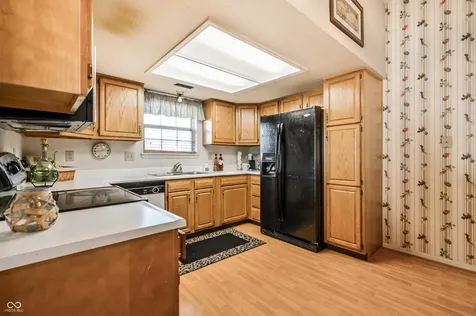 12134 Whitebark Drive Indianapolis IN 46236