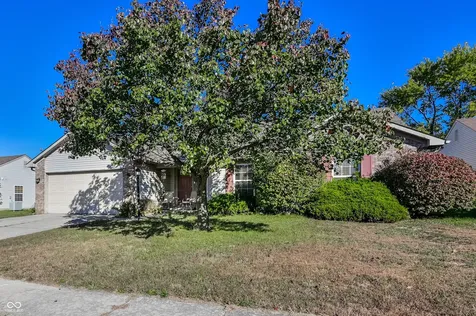12134 Whitebark Drive Indianapolis IN 46236